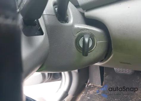 2003 Toyota Camry Xle V6 z USA, uszkodzony, nr VIN 4T1BF30K43U061953